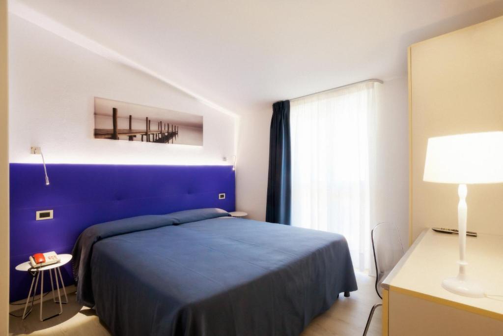 Savoy 4*